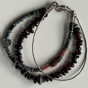 Elegant Silver and Purple Beaded Bracelet